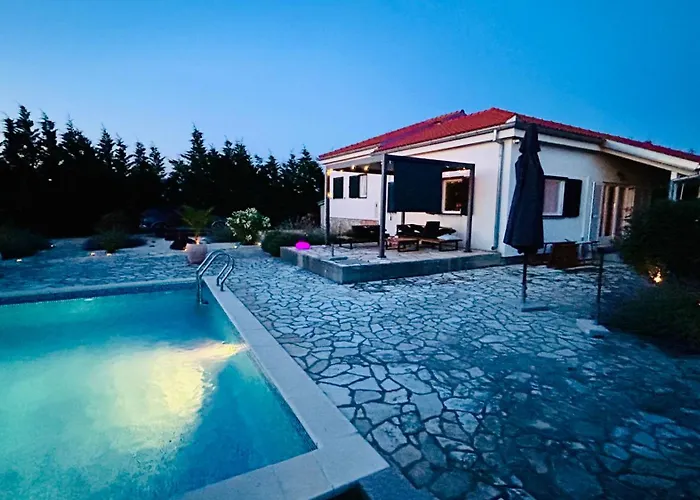 Fairyland 150qm Fuer 8pax Lägenhet Paljuv